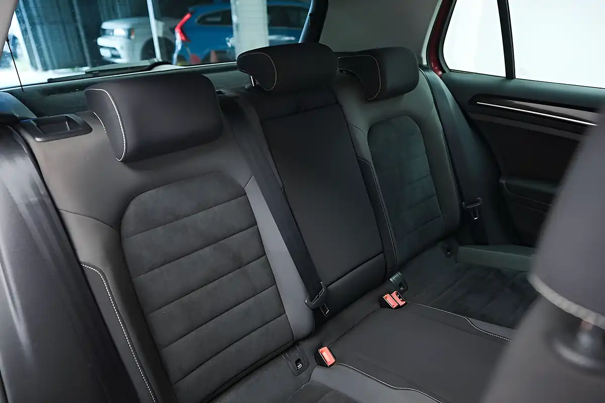 Used 2015 Volkswagen Golf GT Red - Interior and Exterior details 11