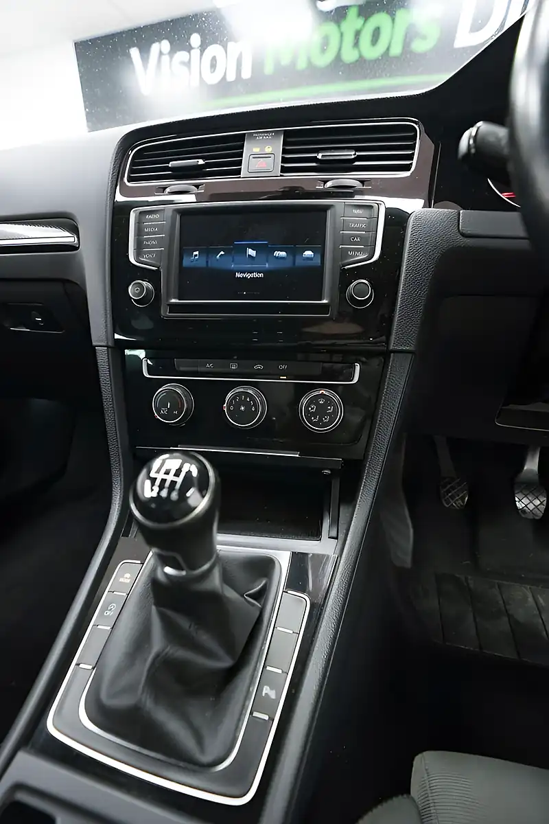 Used 2015 Volkswagen Golf GT Red - Interior and Exterior details 17