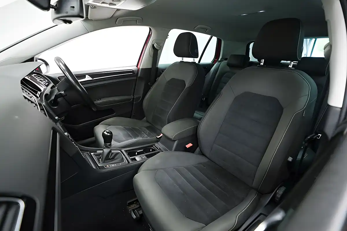 Used 2015 Volkswagen Golf GT Red - Interior and Exterior details 19