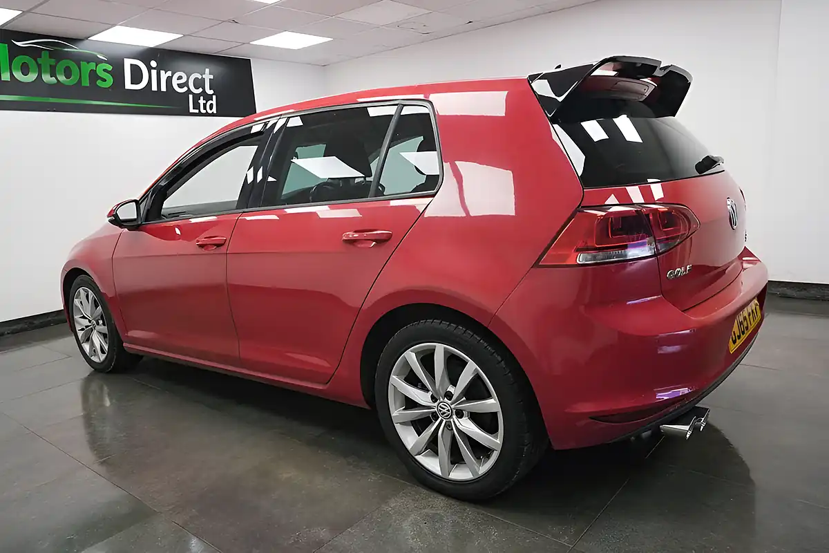 Used 2015 Volkswagen Golf GT Red - Interior and Exterior details 6