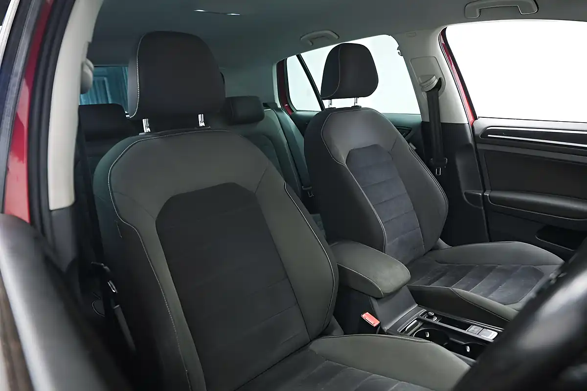 Used 2015 Volkswagen Golf GT Red - Interior and Exterior details 9