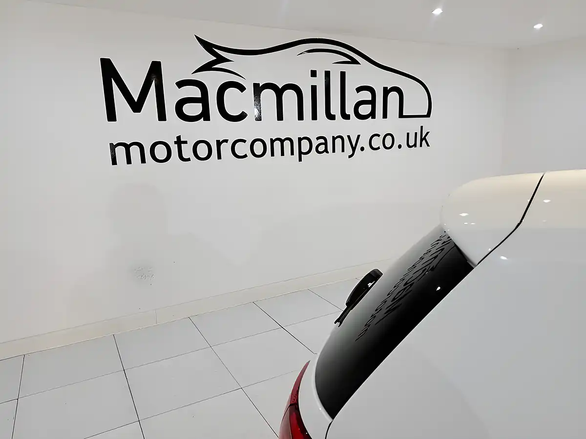 Used 2015 Volkswagen Golf GT White - Interior and Exterior details 12