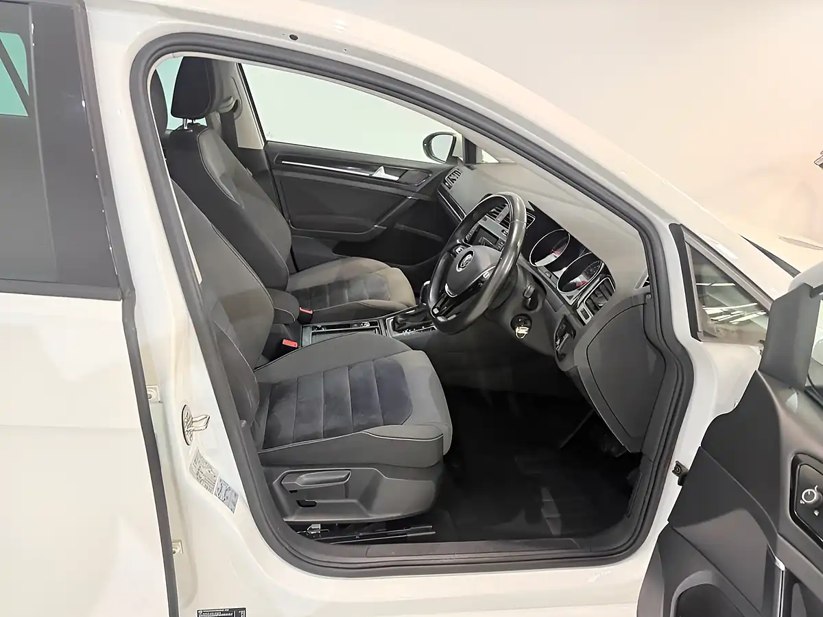 Used 2015 Volkswagen Golf GT White - Interior and Exterior details 14