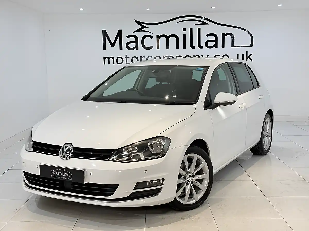 Used 2015 Volkswagen Golf GT White - Interior and Exterior details 6