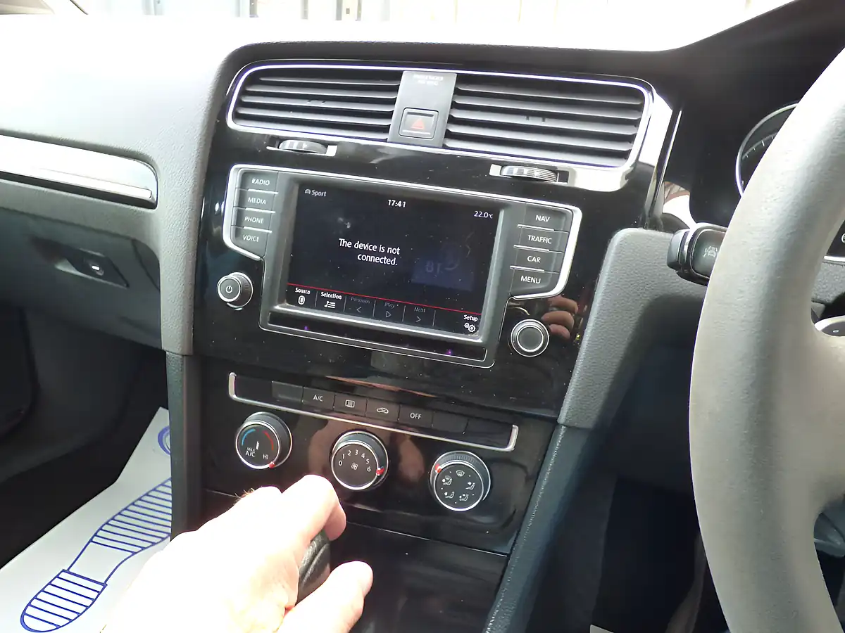 Used 2015 Volkswagen Golf GT White - Interior and Exterior details 18
