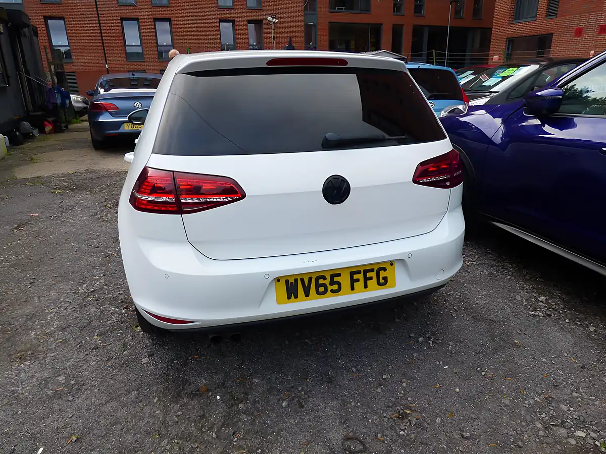 Used 2015 Volkswagen Golf GT White - Interior and Exterior details 5