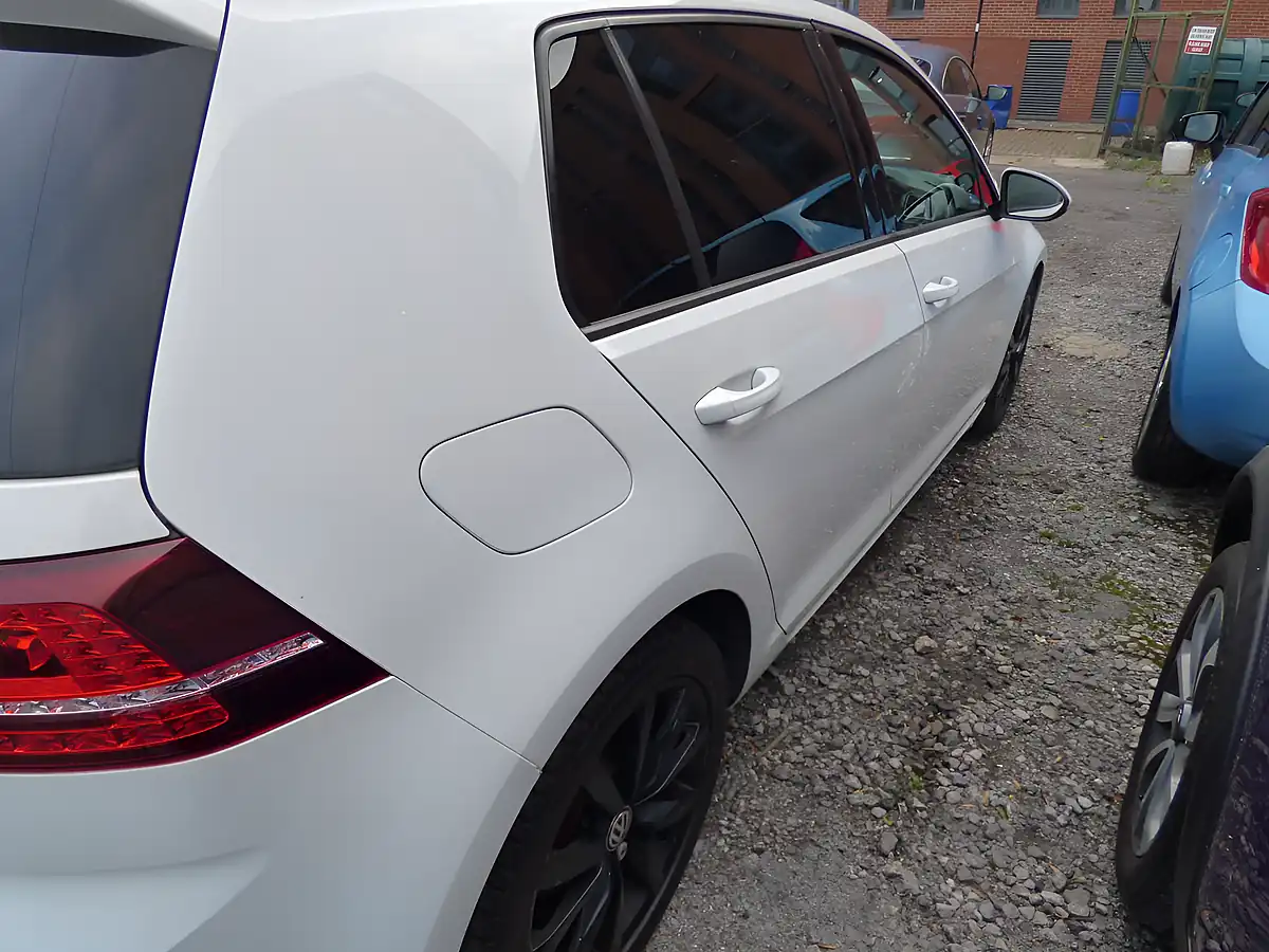 Used 2015 Volkswagen Golf GT White - Interior and Exterior details 7