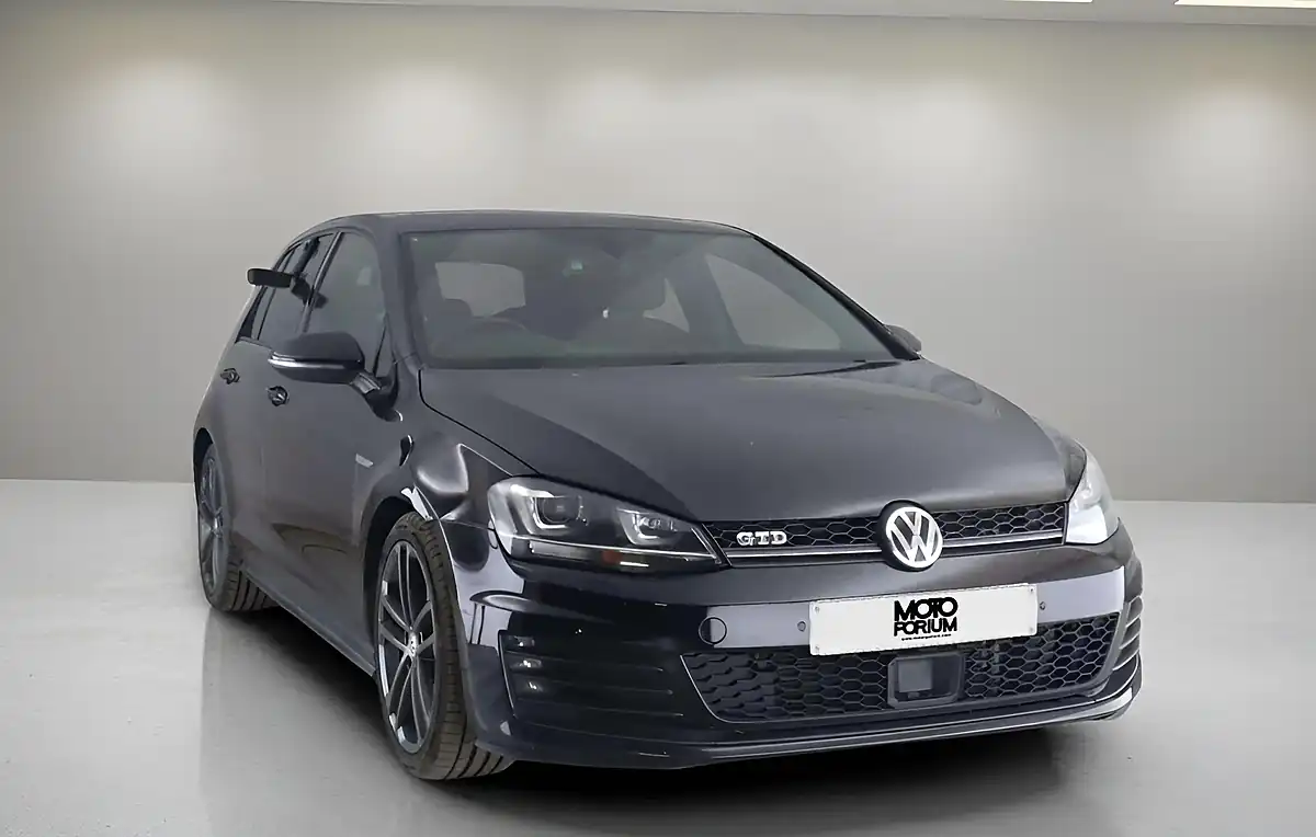 Used 2015 Volkswagen Golf Gtd Black - Front View