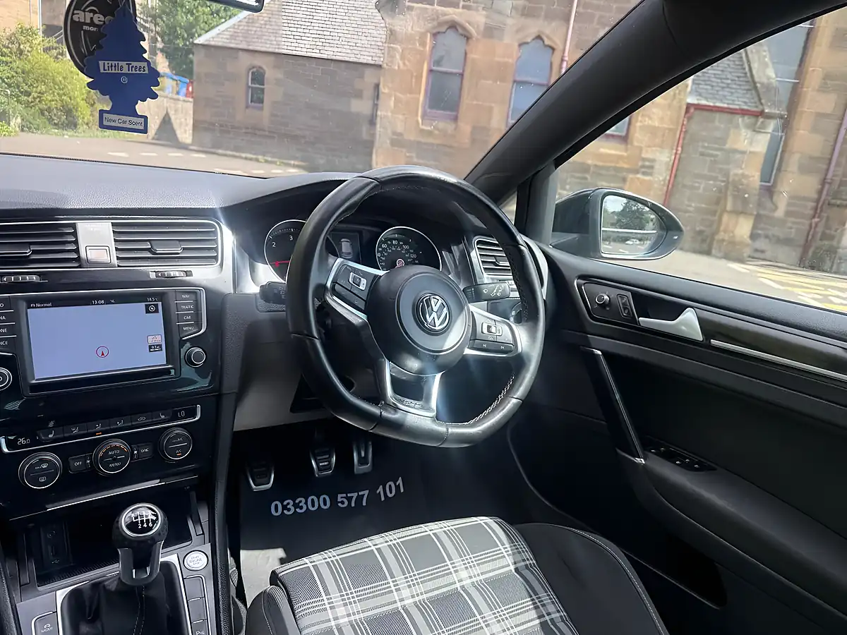Used 2015 Volkswagen Golf Gtd Black - Interior and Exterior details 15