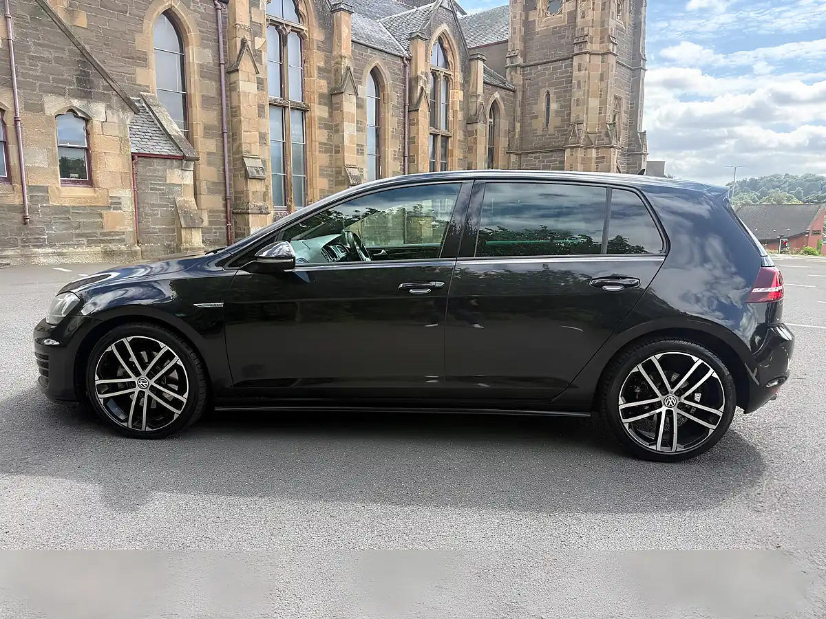 Used 2015 Volkswagen Golf Gtd Black - Interior and Exterior details 5