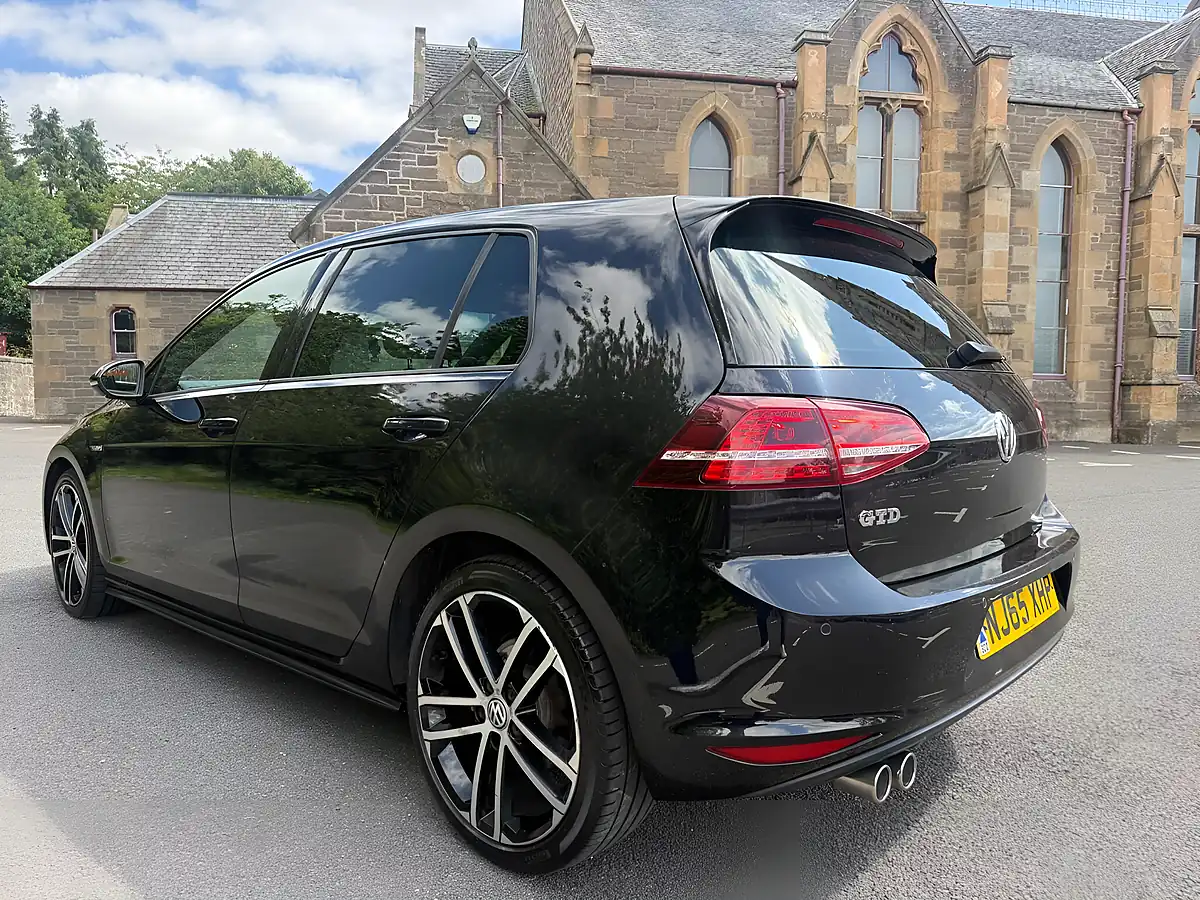 Used 2015 Volkswagen Golf Gtd Black - Interior and Exterior details 6
