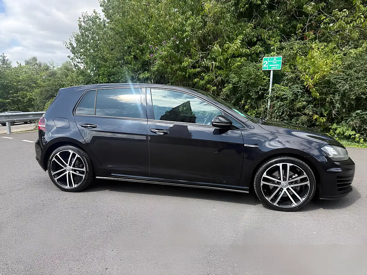 Used 2015 Volkswagen Golf Gtd Black - Interior and Exterior details 8