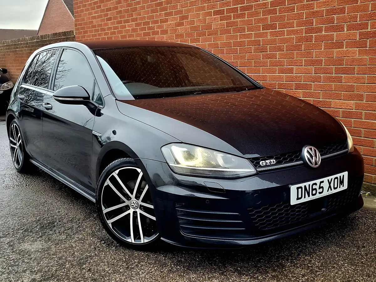 Used 2015 Volkswagen Golf Gtd Black - Interior and Exterior details 13