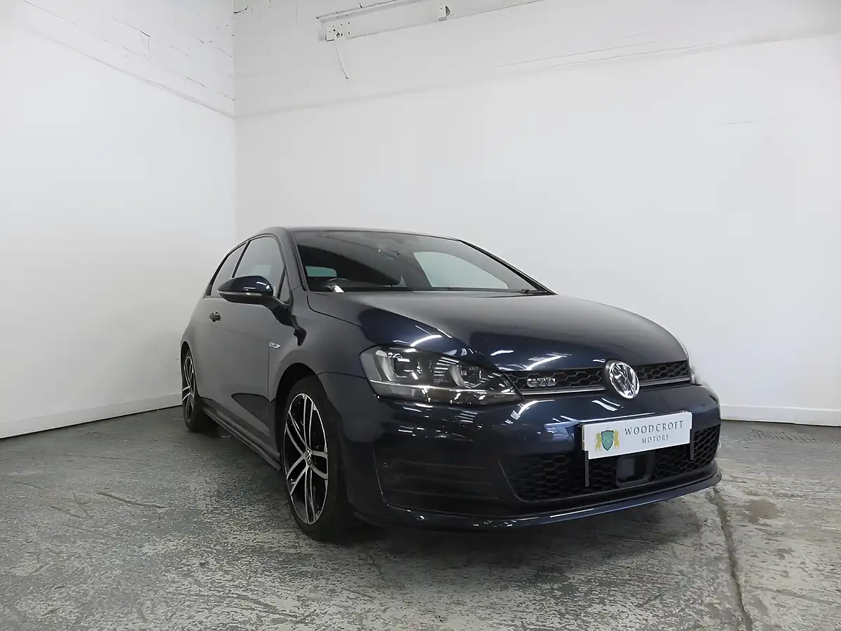 Used 2015 Volkswagen Golf Gtd Blue - Front View