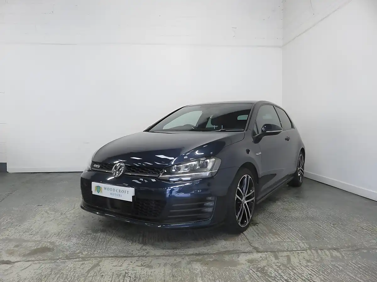 Used 2015 Volkswagen Golf Gtd Blue - Interior and Exterior details 2