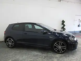 Used 2015 Volkswagen Golf Gtd Blue - Interior and Exterior details 3