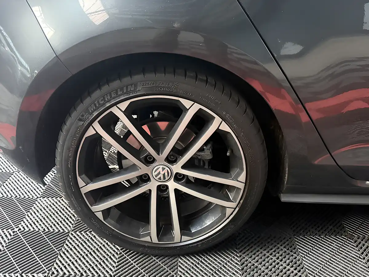 Used 2015 Volkswagen Golf Gtd Grey - Interior and Exterior details 14