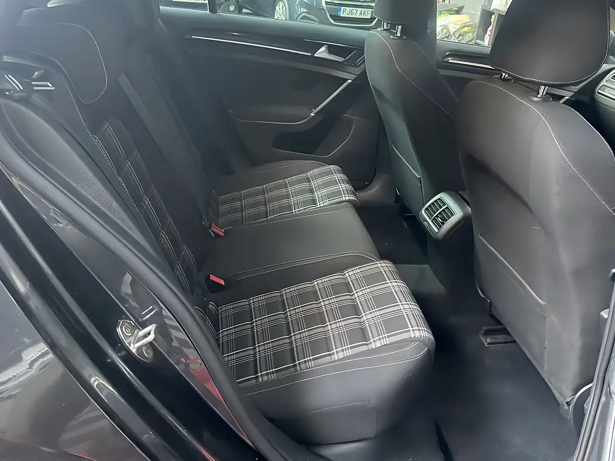 Used 2015 Volkswagen Golf Gtd Grey - Interior and Exterior details 4