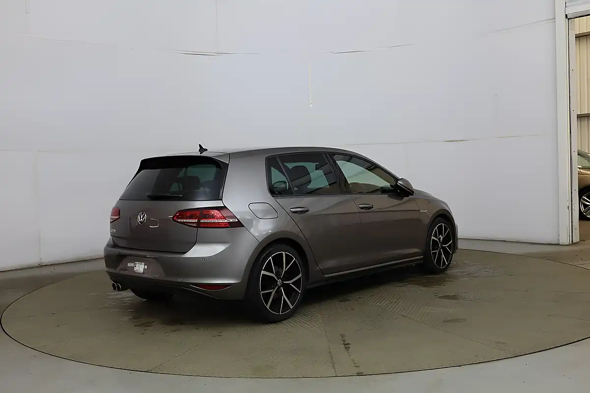 Used 2015 Volkswagen Golf Gtd Grey - Interior and Exterior details 6