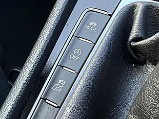 Used 2015 Volkswagen Golf Gtd Red - Interior and Exterior details 19