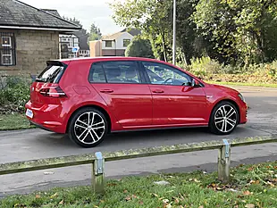 Used 2015 Volkswagen Golf Gtd Red - Interior and Exterior details 8