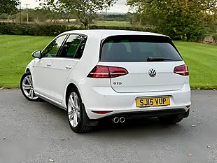 Used 2015 Volkswagen Golf Gtd White - Interior and Exterior details 7
