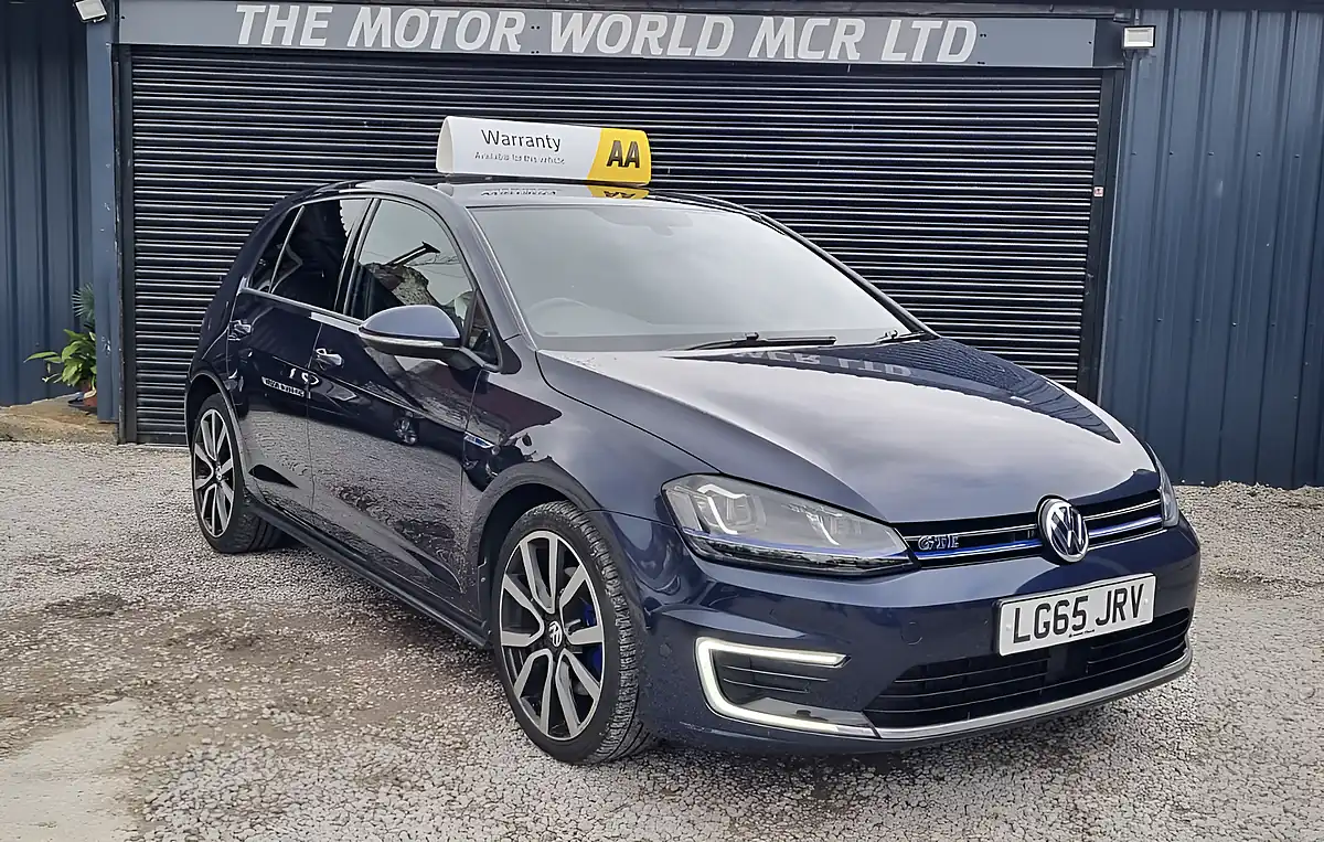 Used 2015 Volkswagen Golf Gte Blue - Front View