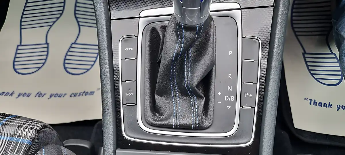 Used 2015 Volkswagen Golf Gte Blue - Interior and Exterior details 14
