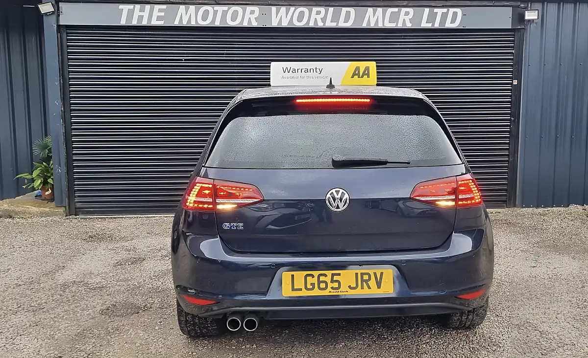 Used 2015 Volkswagen Golf Gte Blue - Interior and Exterior details 5