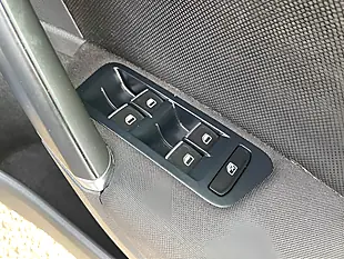 Used 2015 Volkswagen Golf Gte Blue - Interior and Exterior details 17