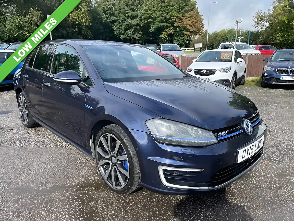 Used 2015 Volkswagen Golf Gte Blue - Interior and Exterior details 2