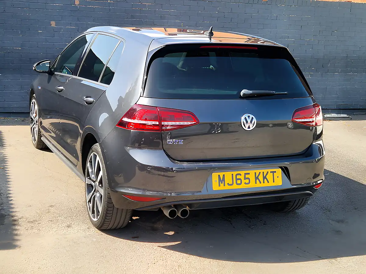 Used 2015 Volkswagen Golf Gte Grey - Interior and Exterior details 7