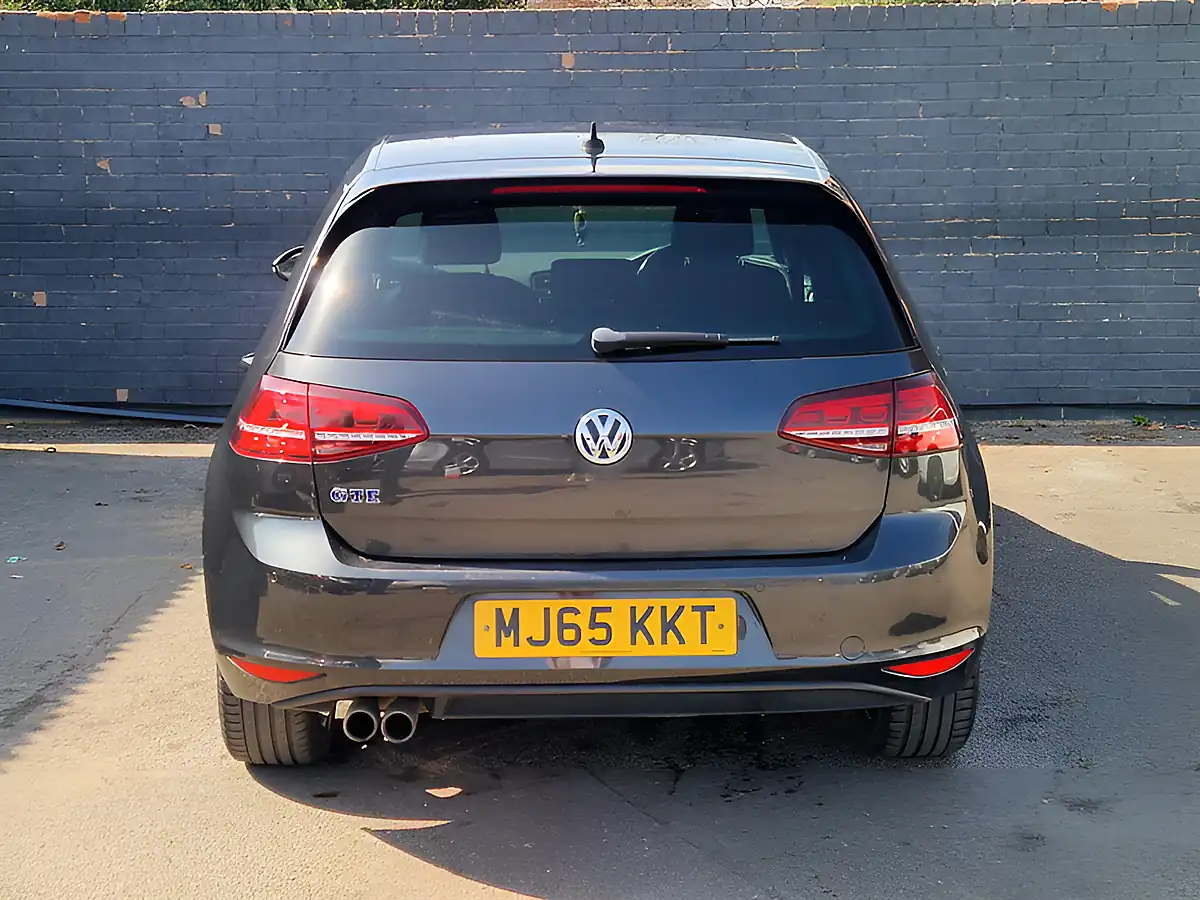 Used 2015 Volkswagen Golf Gte Grey - Interior and Exterior details 8