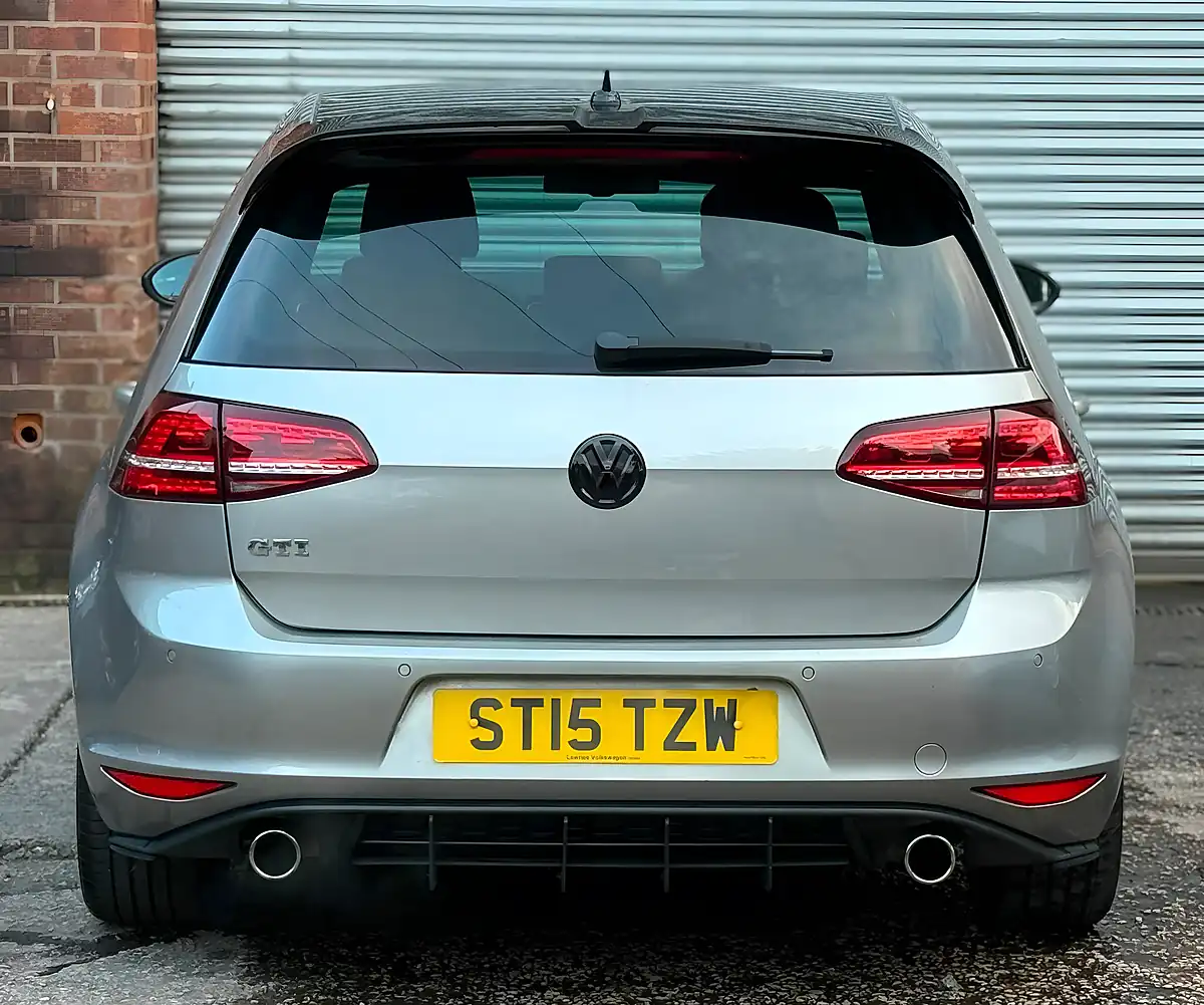 Used 2015 Volkswagen Golf GTI Bluemotion Tech Silver - Interior and Exterior details 15