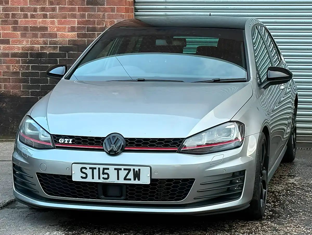 Used 2015 Volkswagen Golf GTI Bluemotion Tech Silver - Interior and Exterior details 4