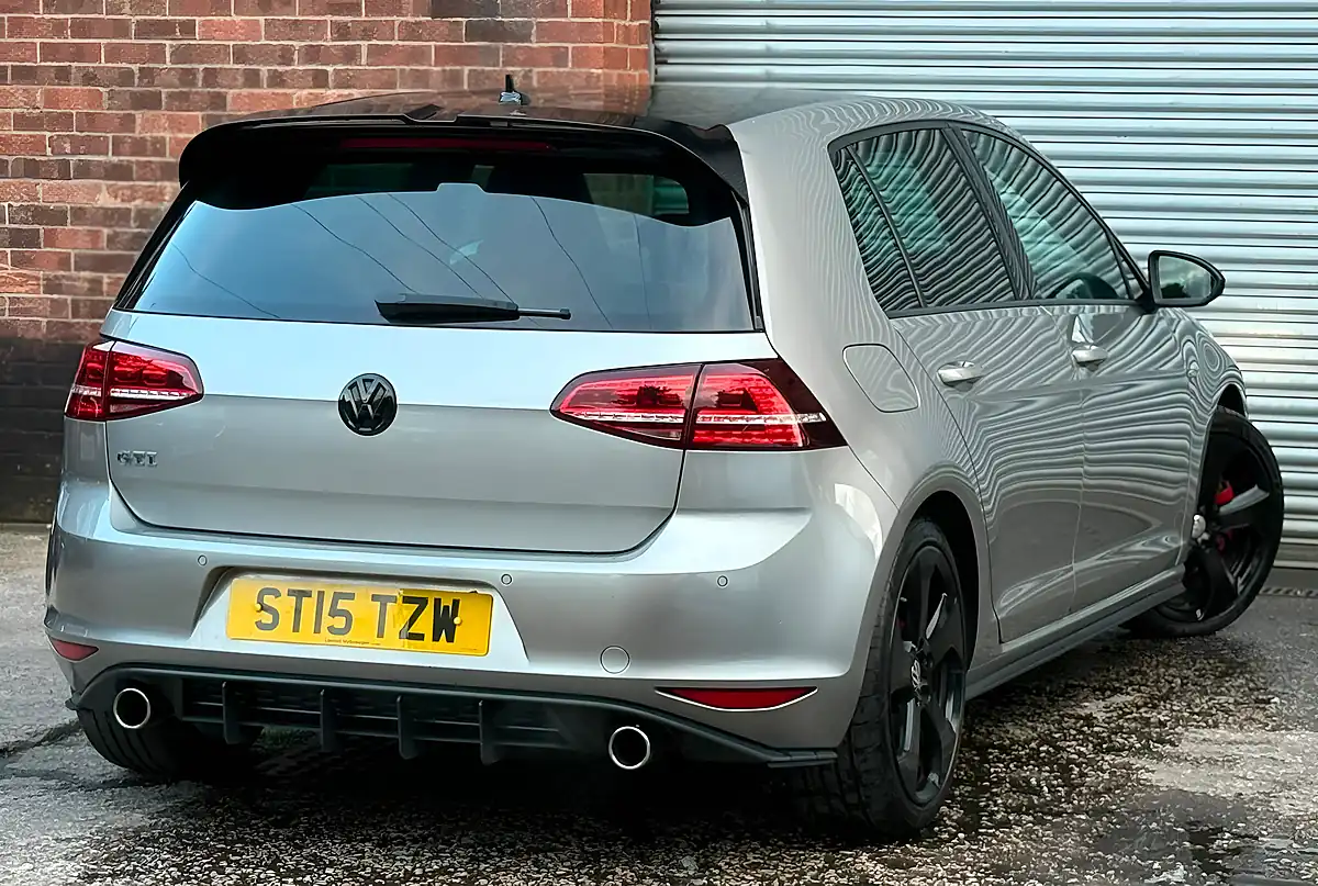 Used 2015 Volkswagen Golf GTI Bluemotion Tech Silver - Interior and Exterior details 6