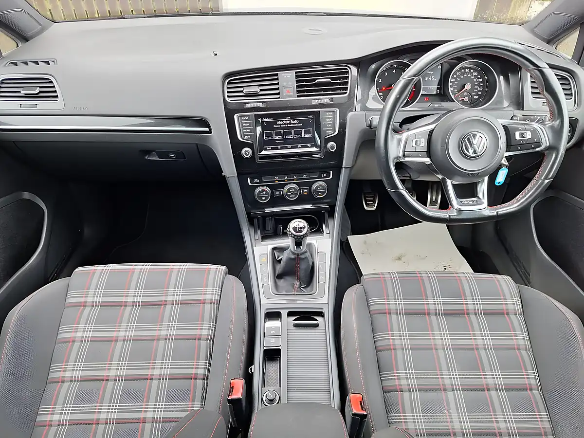 Used 2015 Volkswagen Golf GTI Grey - Interior and Exterior details 10