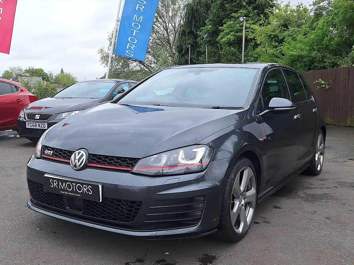 Used 2015 Volkswagen Golf GTI Grey - Interior and Exterior details 3