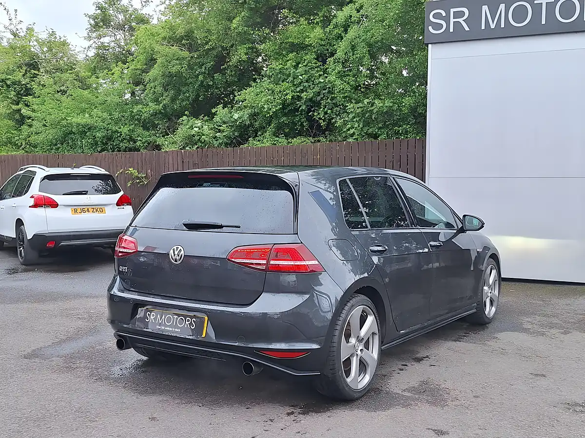 Used 2015 Volkswagen Golf GTI Grey - Interior and Exterior details 8