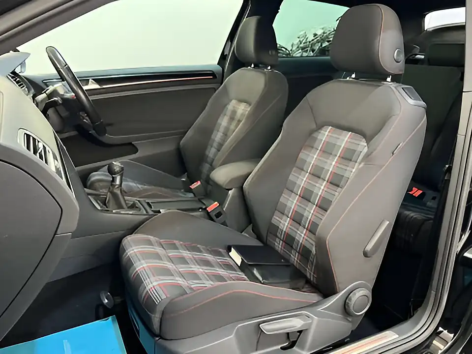Used 2015 Volkswagen Golf GTI Launch Black - Interior and Exterior details 18