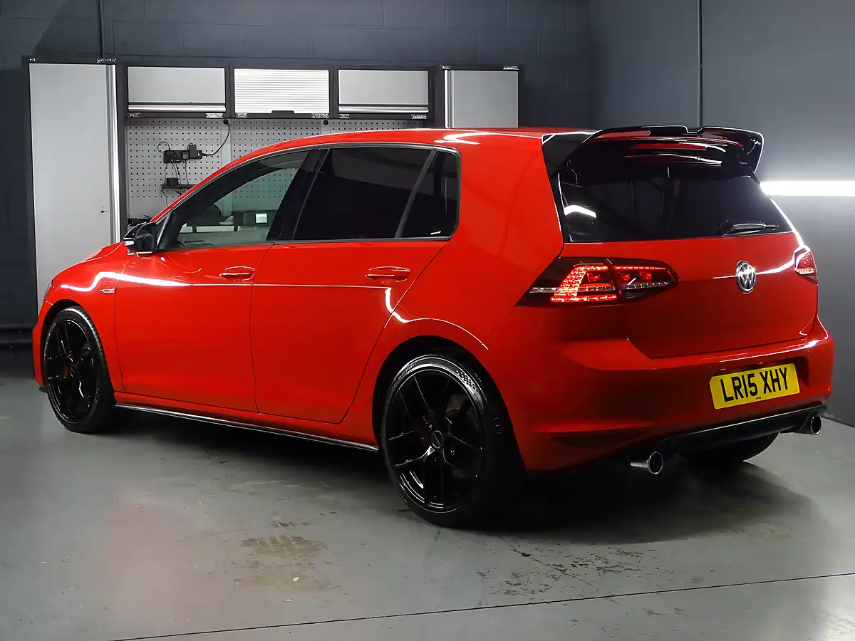 Used 2015 Volkswagen Golf GTI Red - Interior and Exterior details 10
