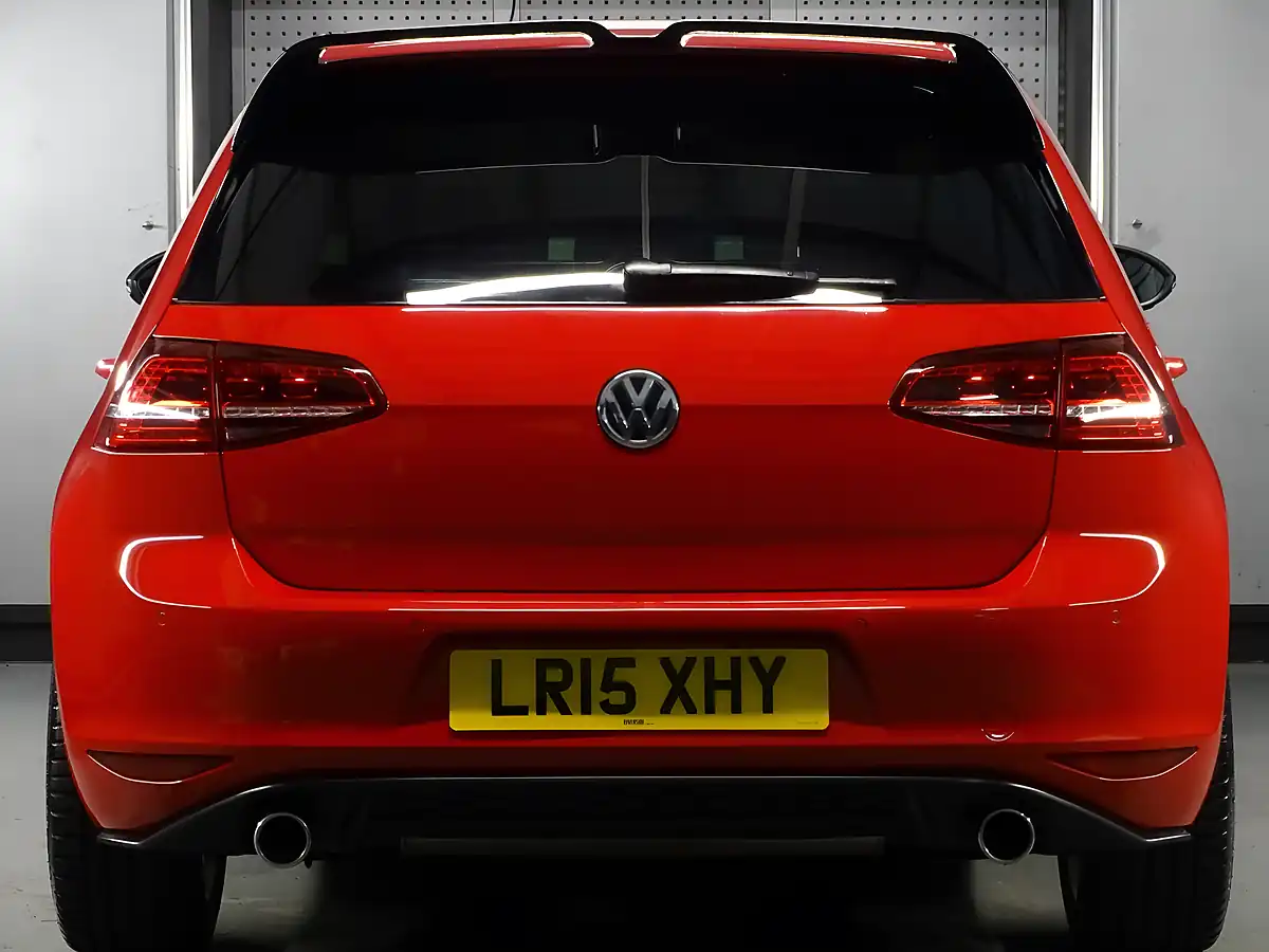 Used 2015 Volkswagen Golf GTI Red - Interior and Exterior details 11