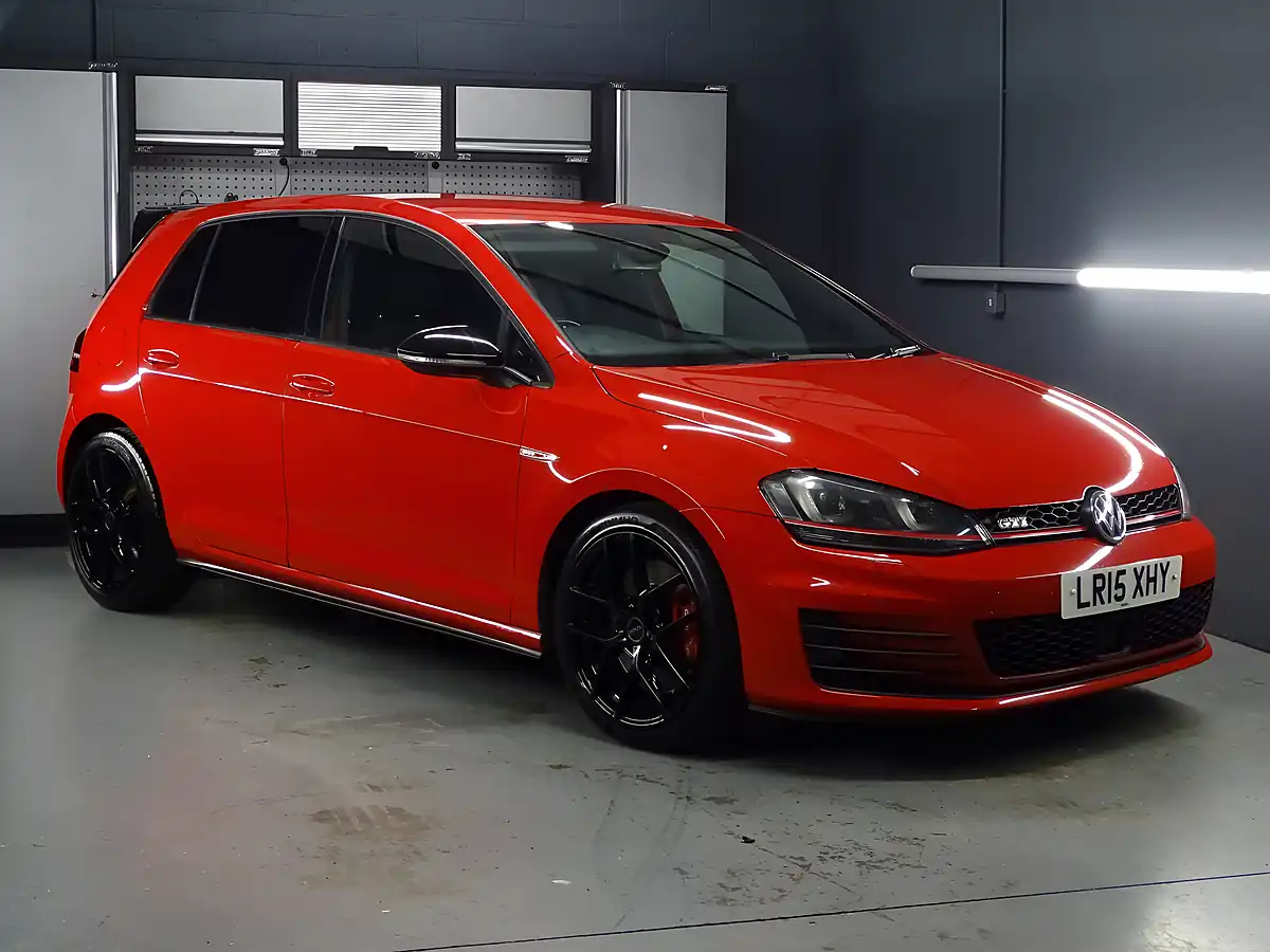 Used 2015 Volkswagen Golf GTI Red - Interior and Exterior details 4