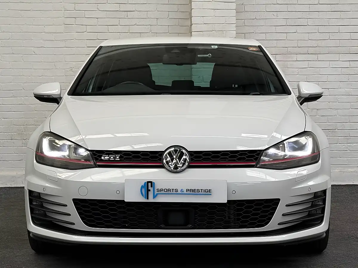 Used 2015 Volkswagen Golf GTI White - Interior and Exterior details 3