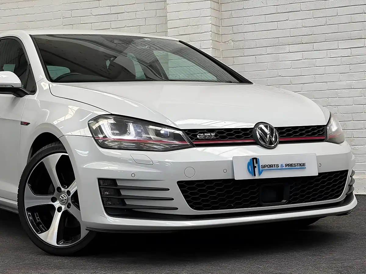 Used 2015 Volkswagen Golf GTI White - Interior and Exterior details 8