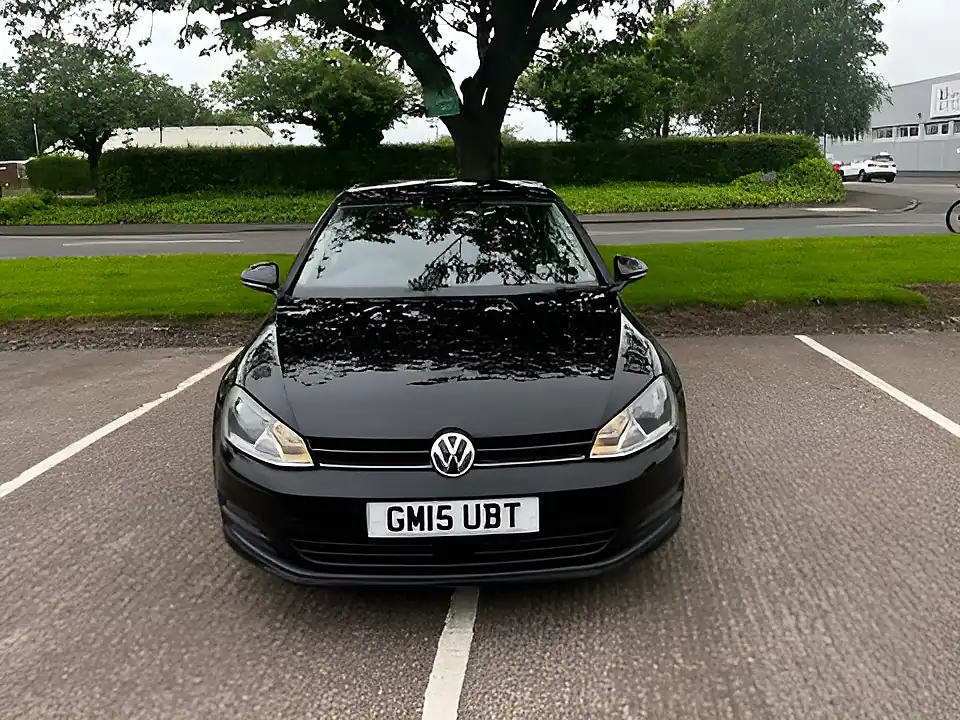 Used 2015 Volkswagen Golf Match Black - Interior and Exterior details 4