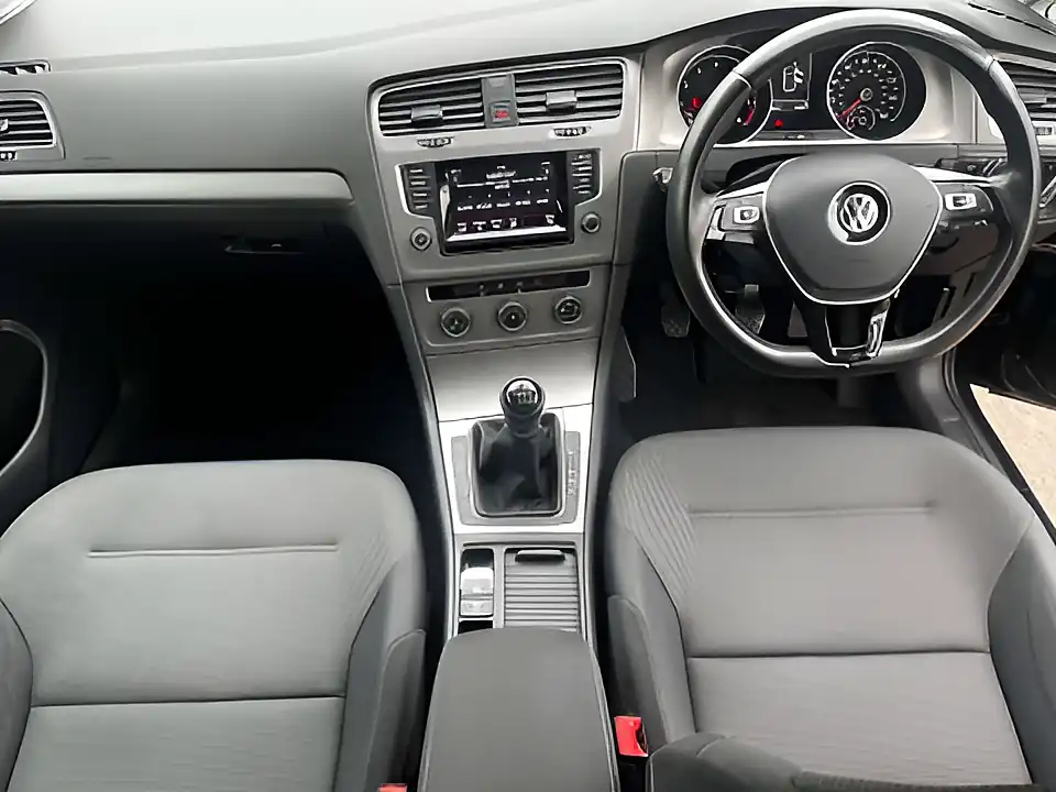 Used 2015 Volkswagen Golf Match Black - Interior and Exterior details 8
