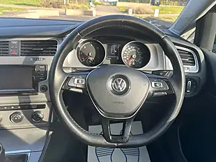 Used 2015 Volkswagen Golf Match Black - Interior and Exterior details 18