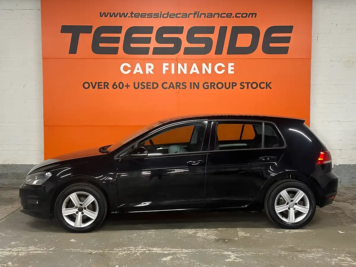 Used 2015 Volkswagen Golf Match Black - Interior and Exterior details 6