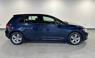 Used 2015 Volkswagen Golf Match Blue - Interior and Exterior details 2